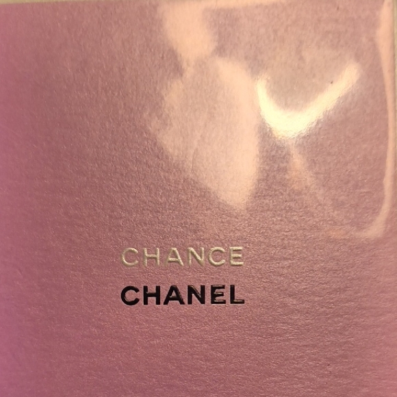 CHANEL Chance Eau Vive Eau de Toilette in Pink Box - Picture 3 of 10